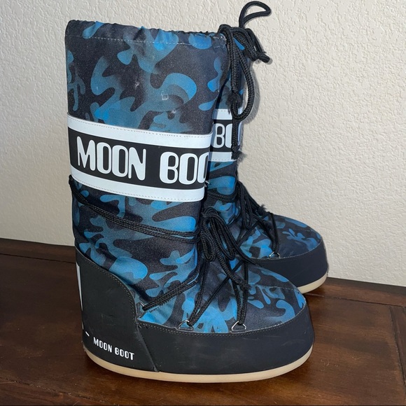 camo moon boots